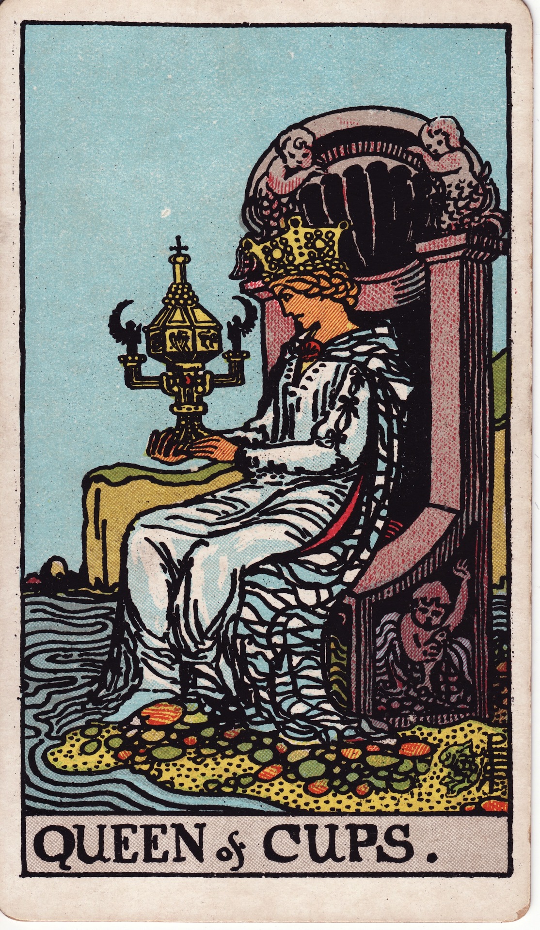 Queen Of Cups - Rider-Waite-Smith Tarot
